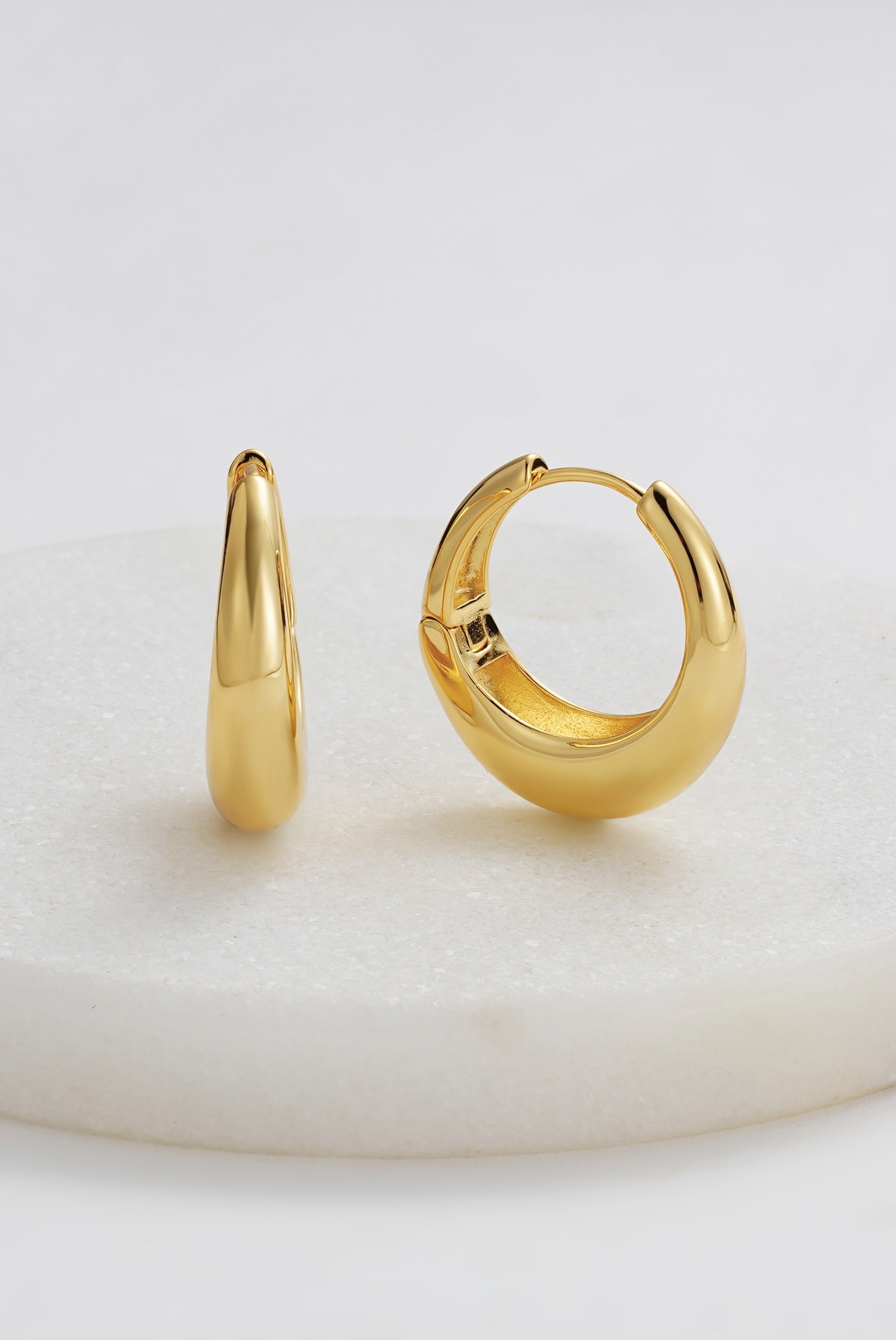 Cleo Hoop Large - Gold