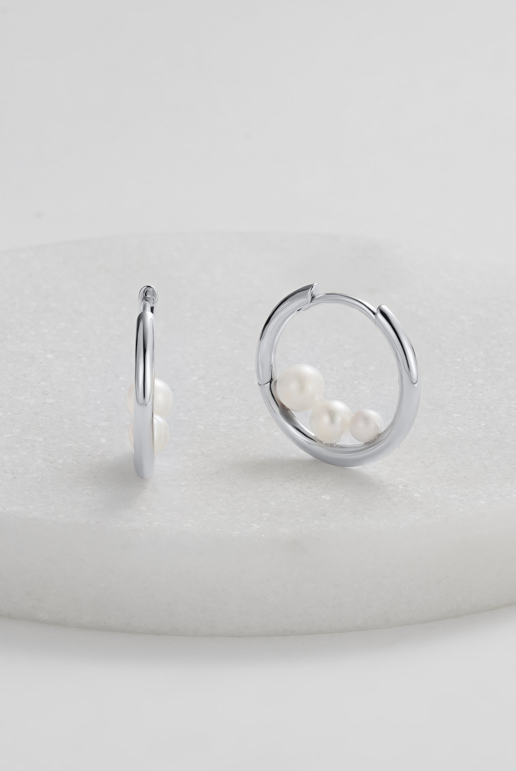 lily Earring - Silver