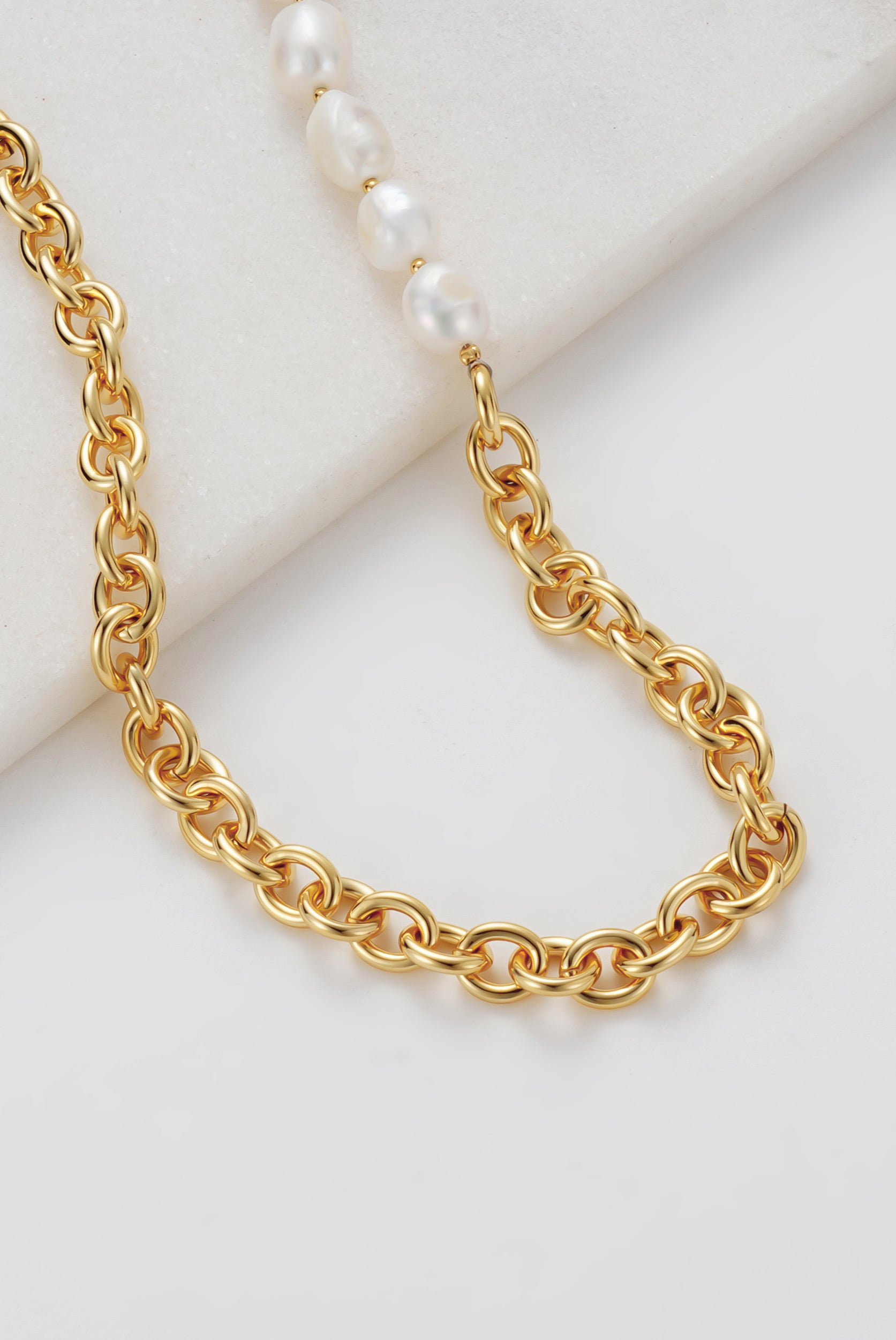 Eliza Necklace - Gold