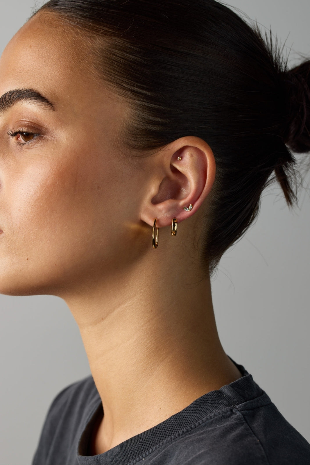 Double Crystal Stud - Gold/Blue