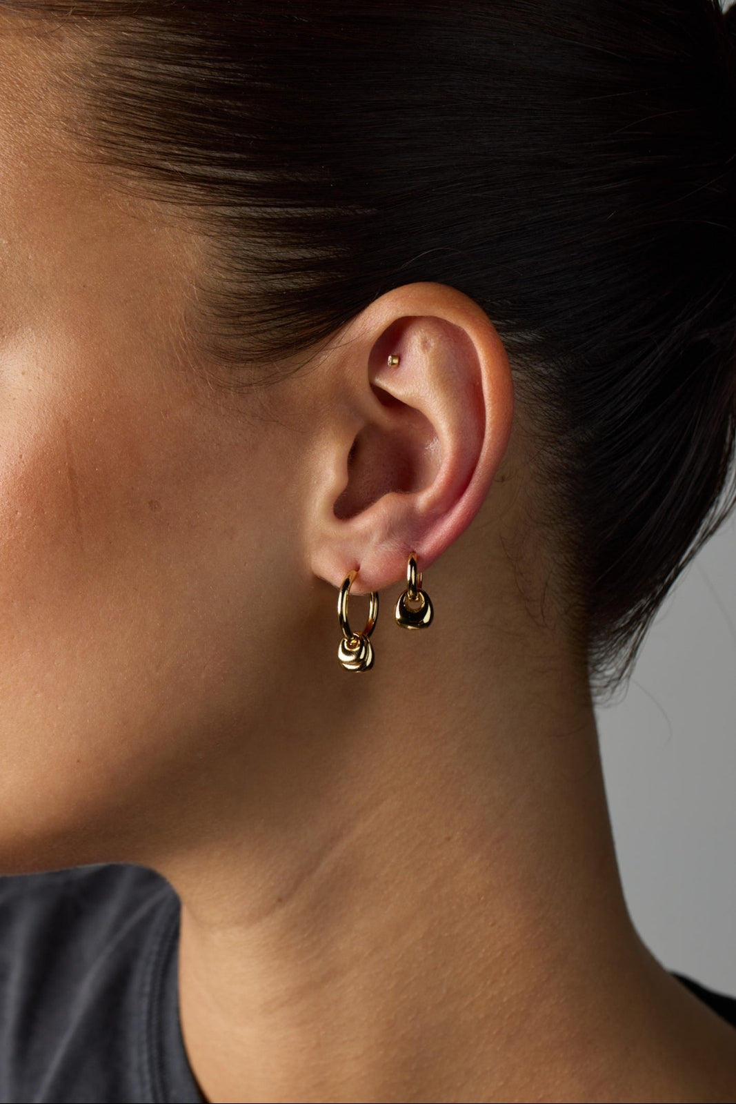 Gold Sadie Large Earring — Zafino Australia (2 of 3)