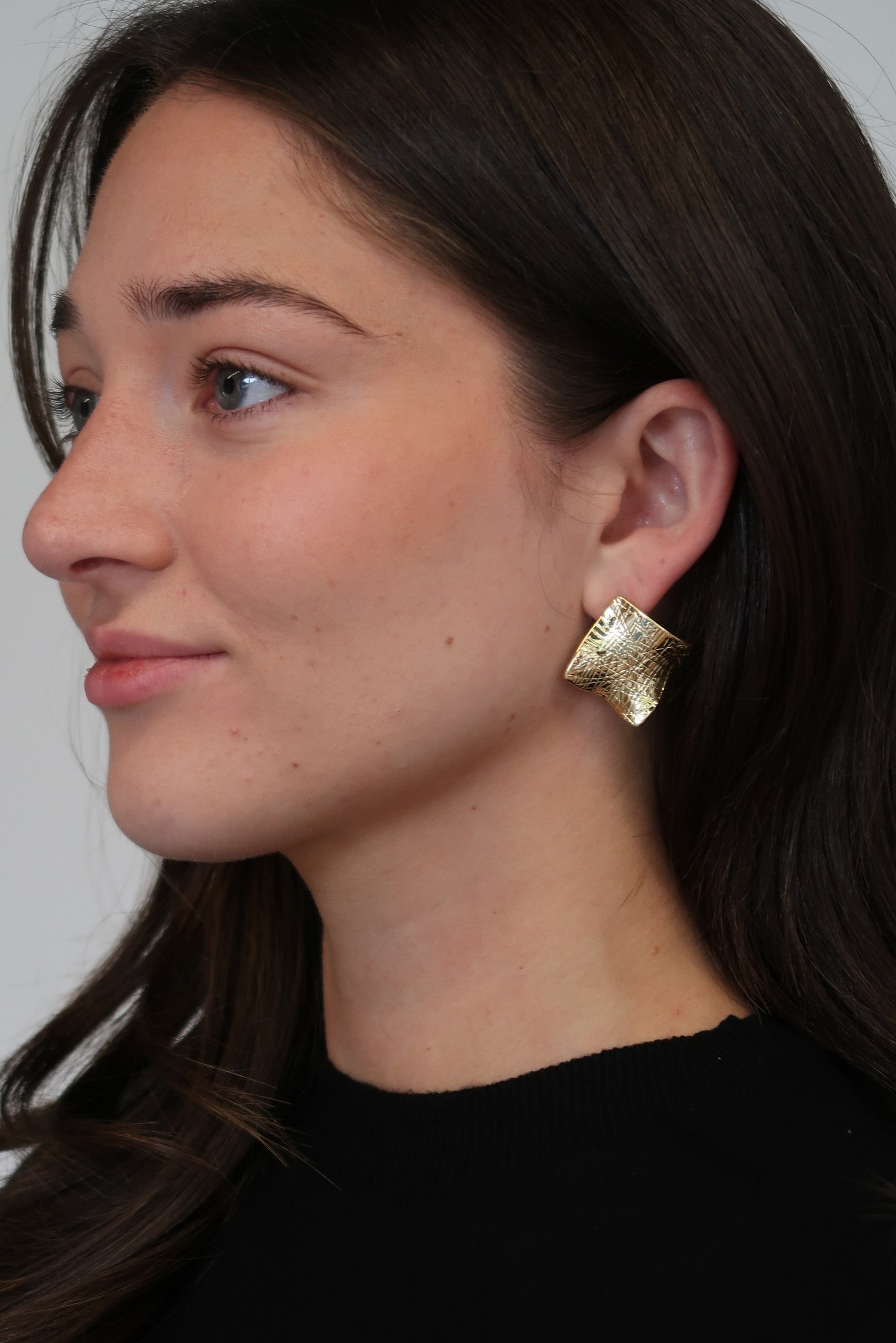 Lucy Earring - Gold
