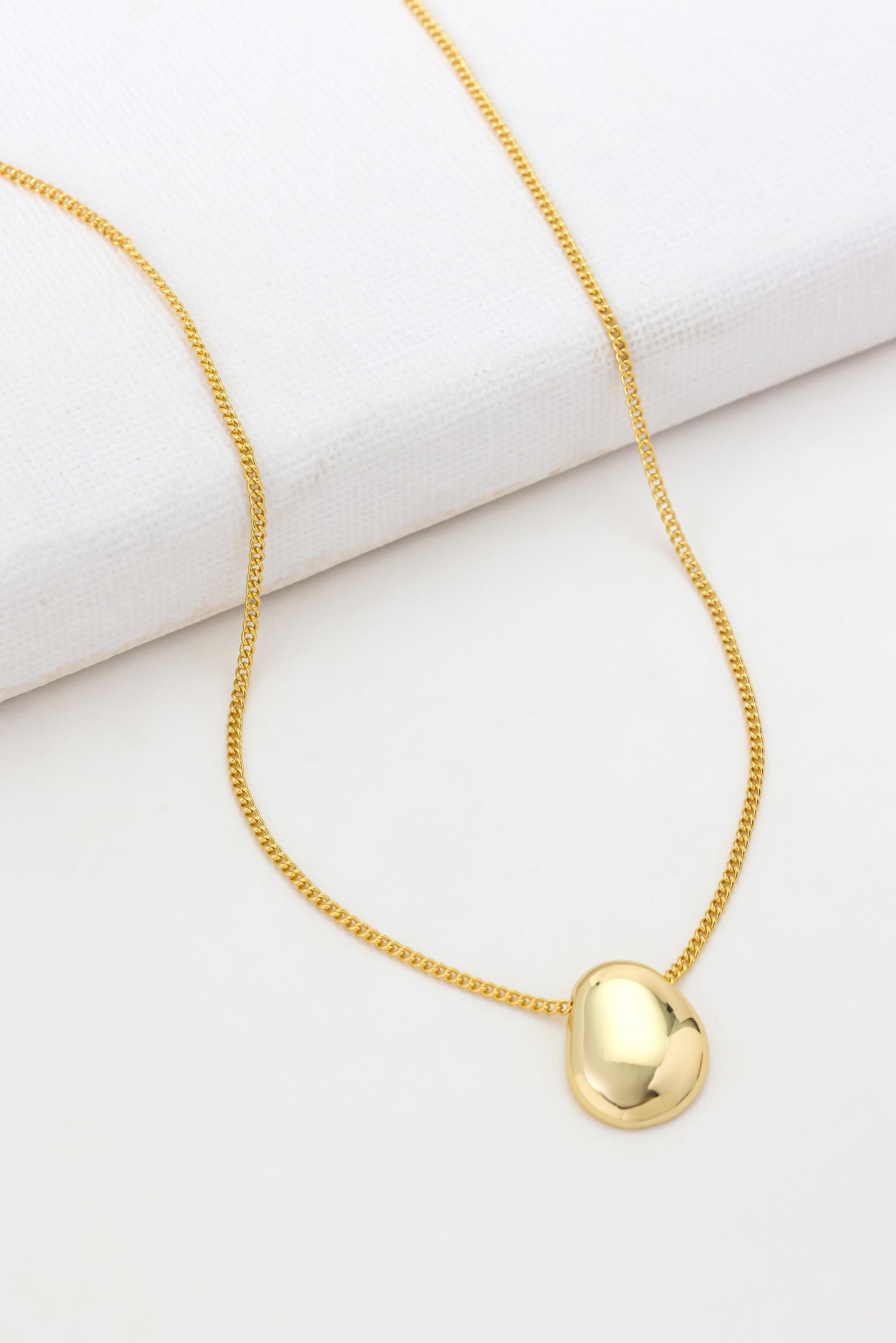Clare Necklace - Gold
