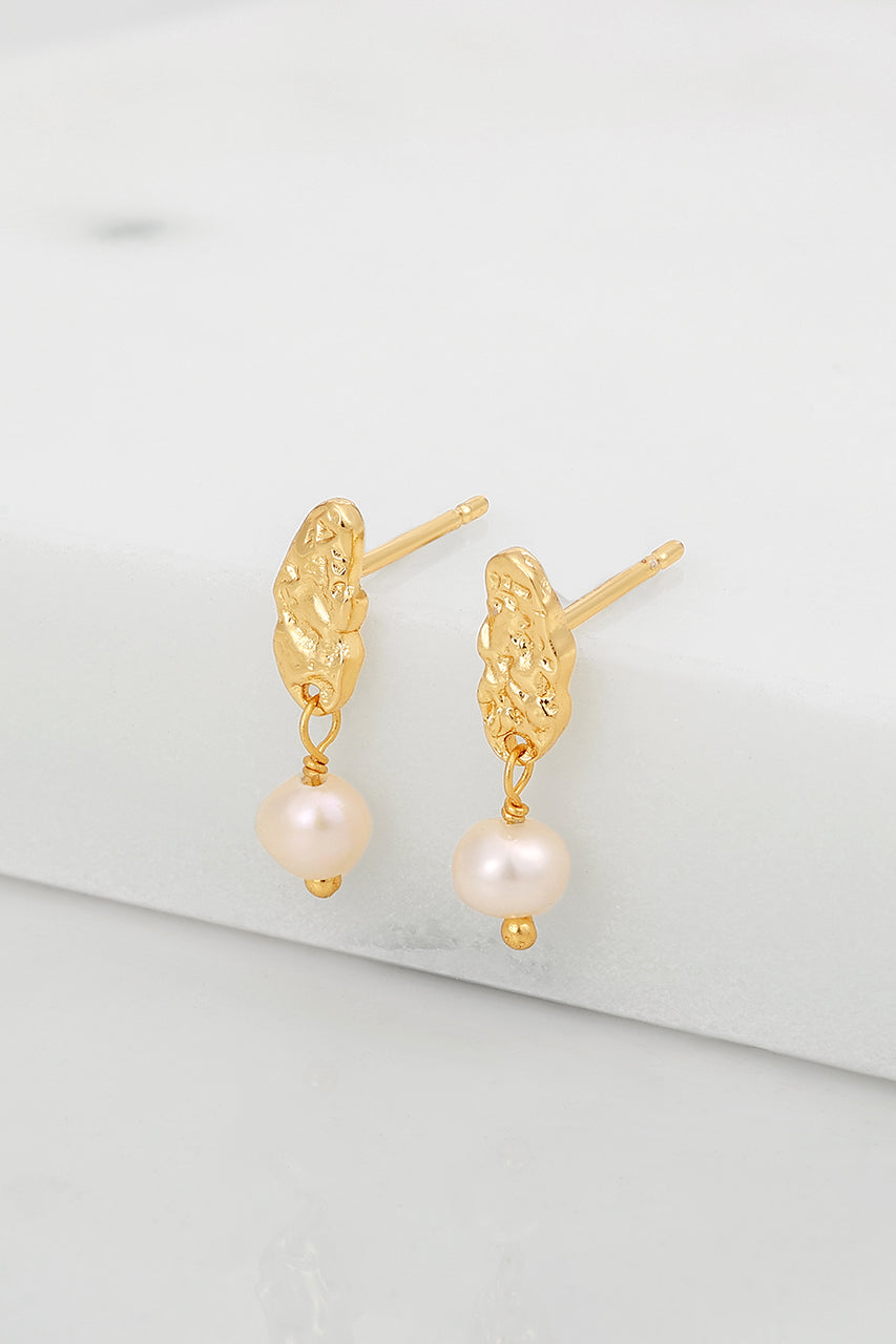 Helena Pearl Earring