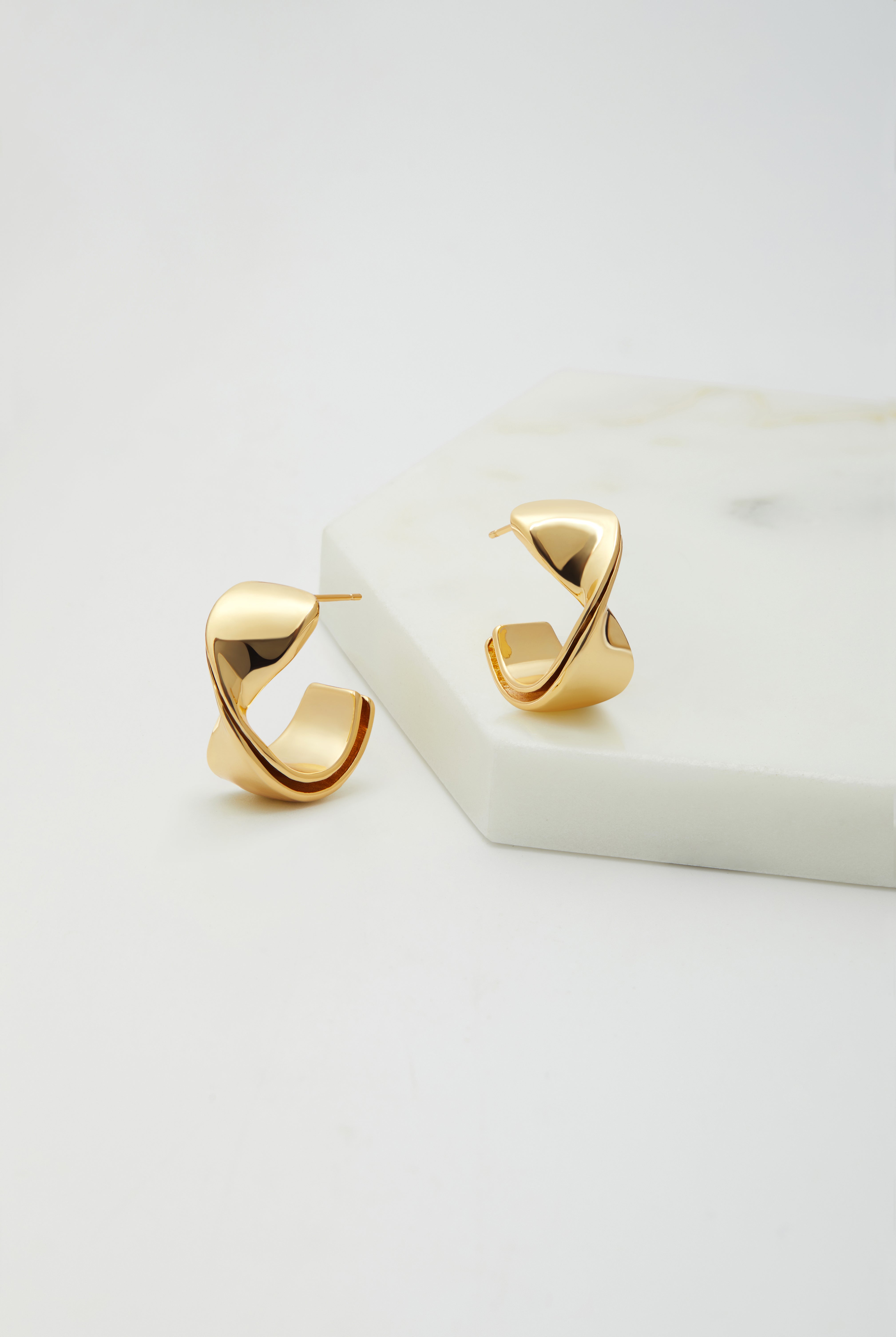 Marnie Hoop - Gold
