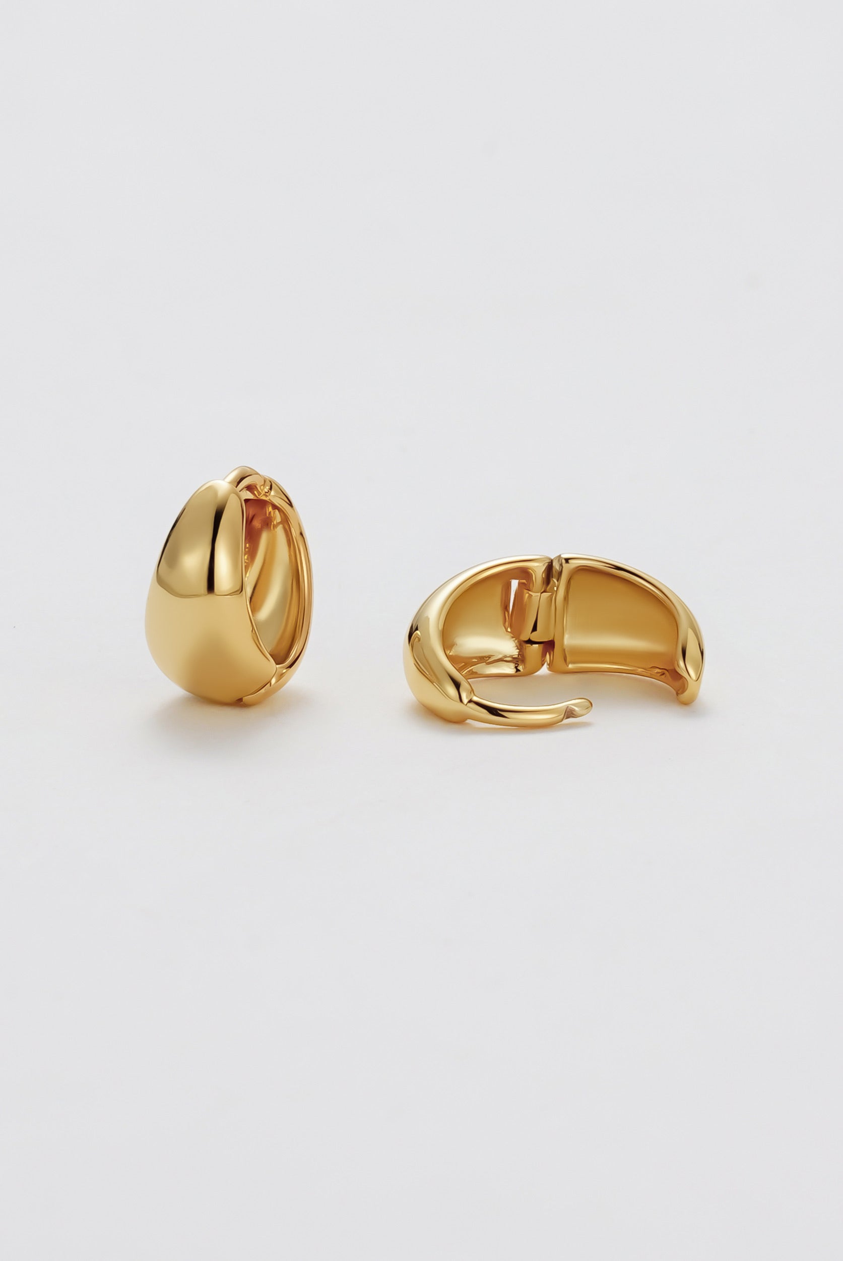 Steph Hoop Small - Gold