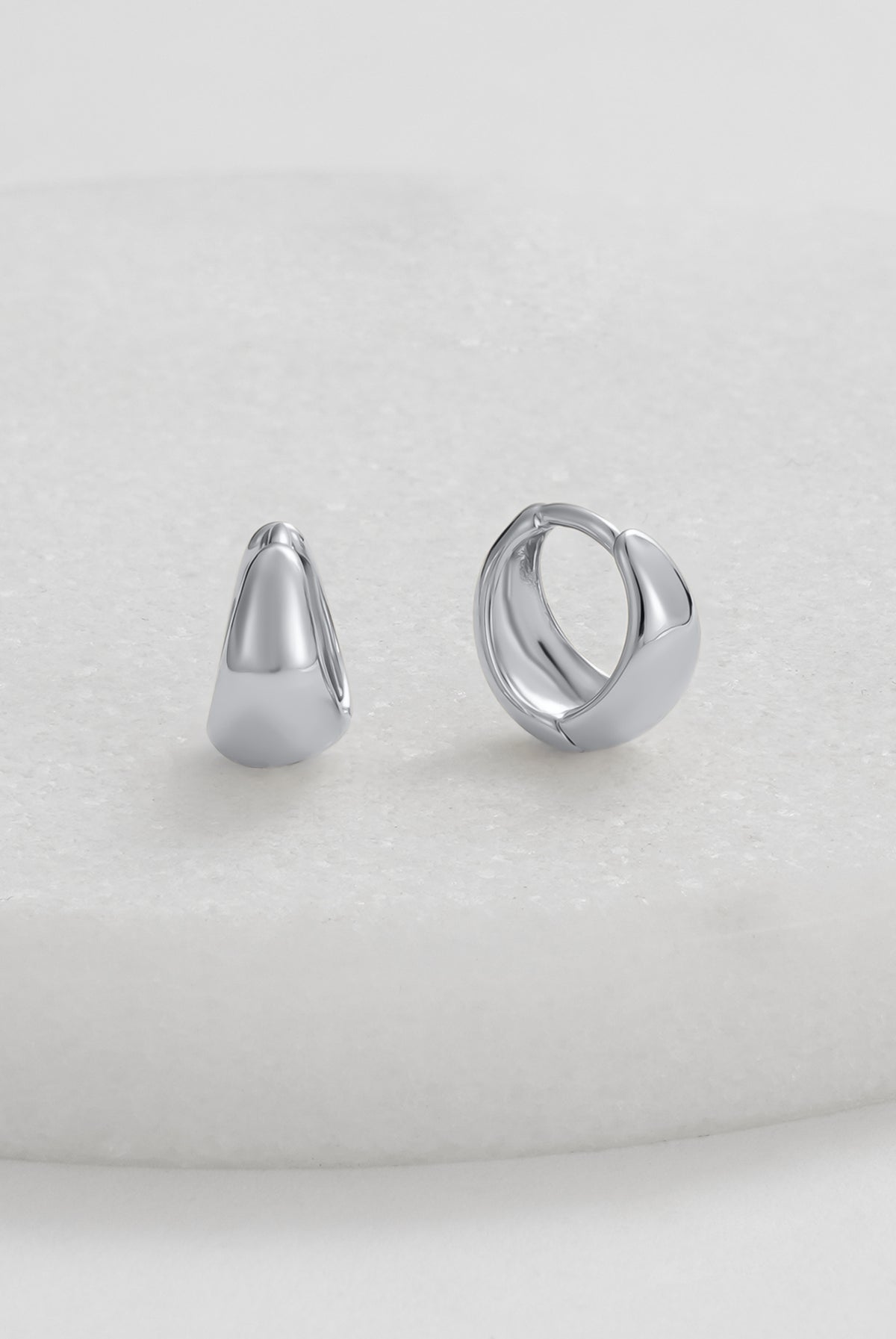 Silver Steph Hoop Small — Zafino Australia (3 of 6)