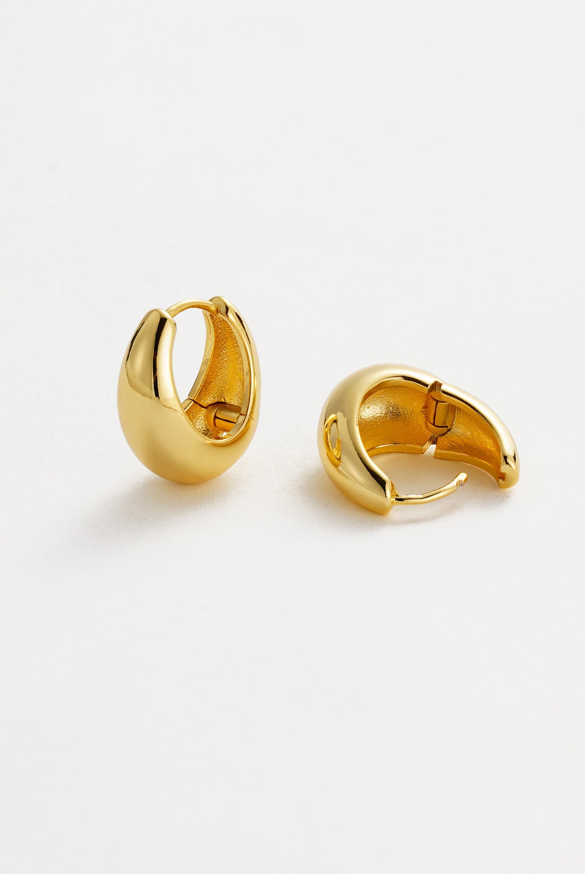 Gold Steph Hoop Large — Zafino Australia (5 of 5)