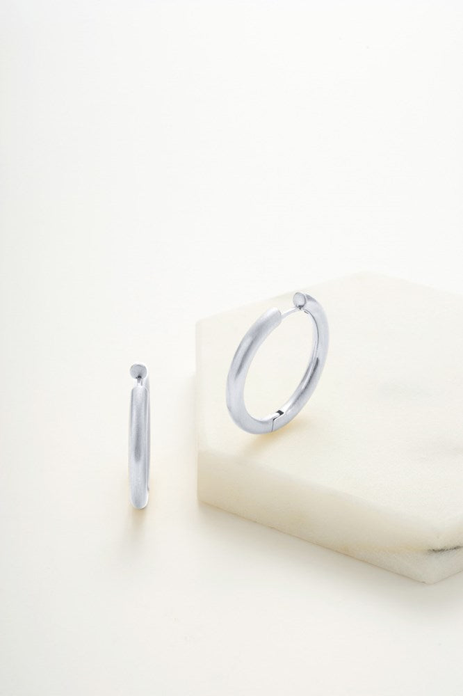 Kendall Brushed Hoop - Large / Silver