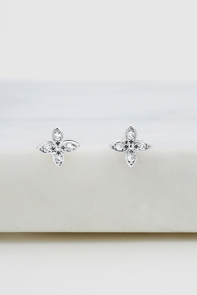 Sammy Stud - 925 Silver