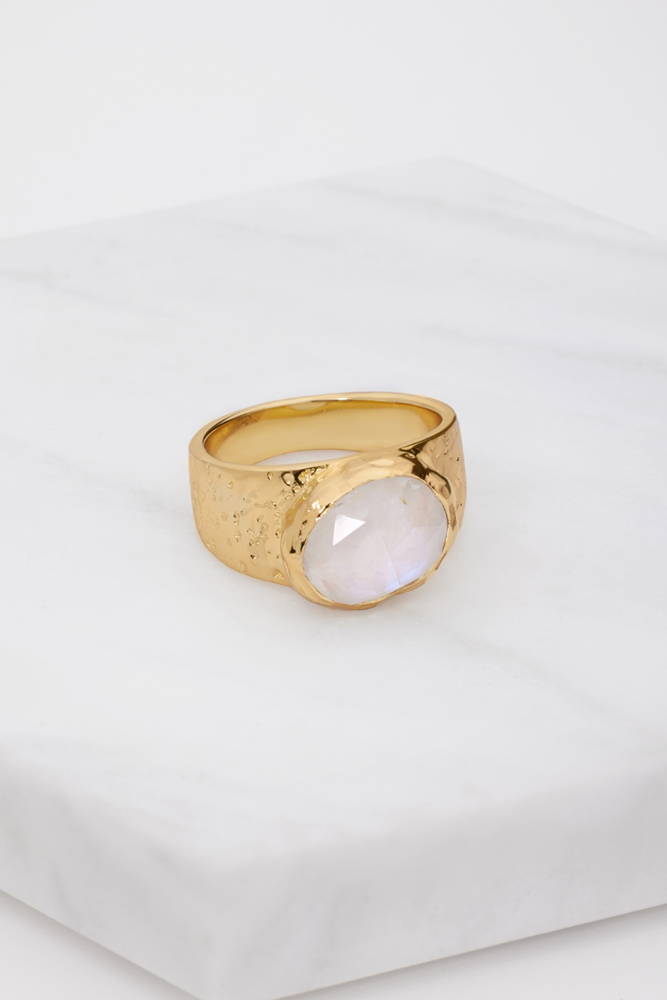 Daniella Ring - Moonstone