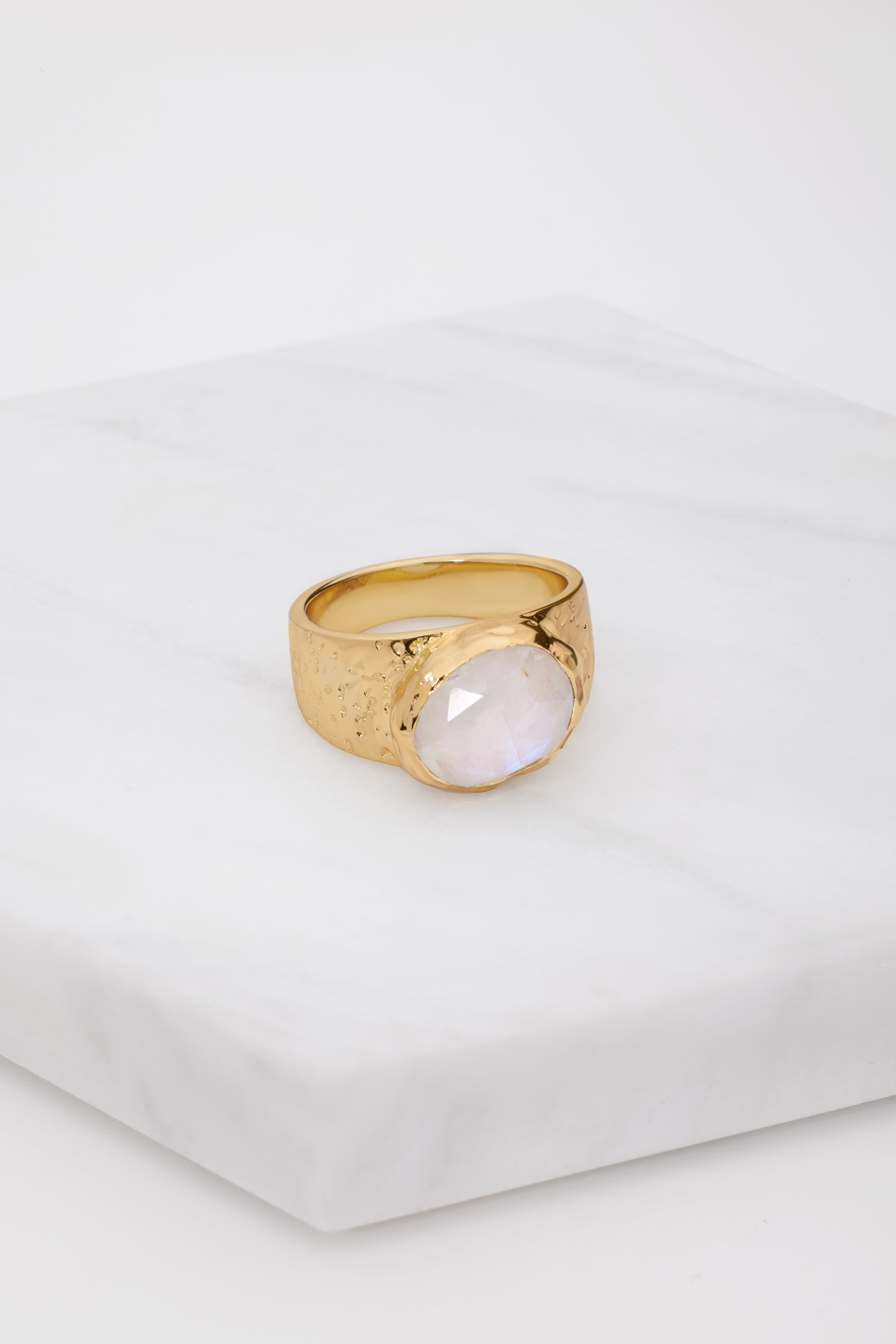 Daniella Ring - Moonstone