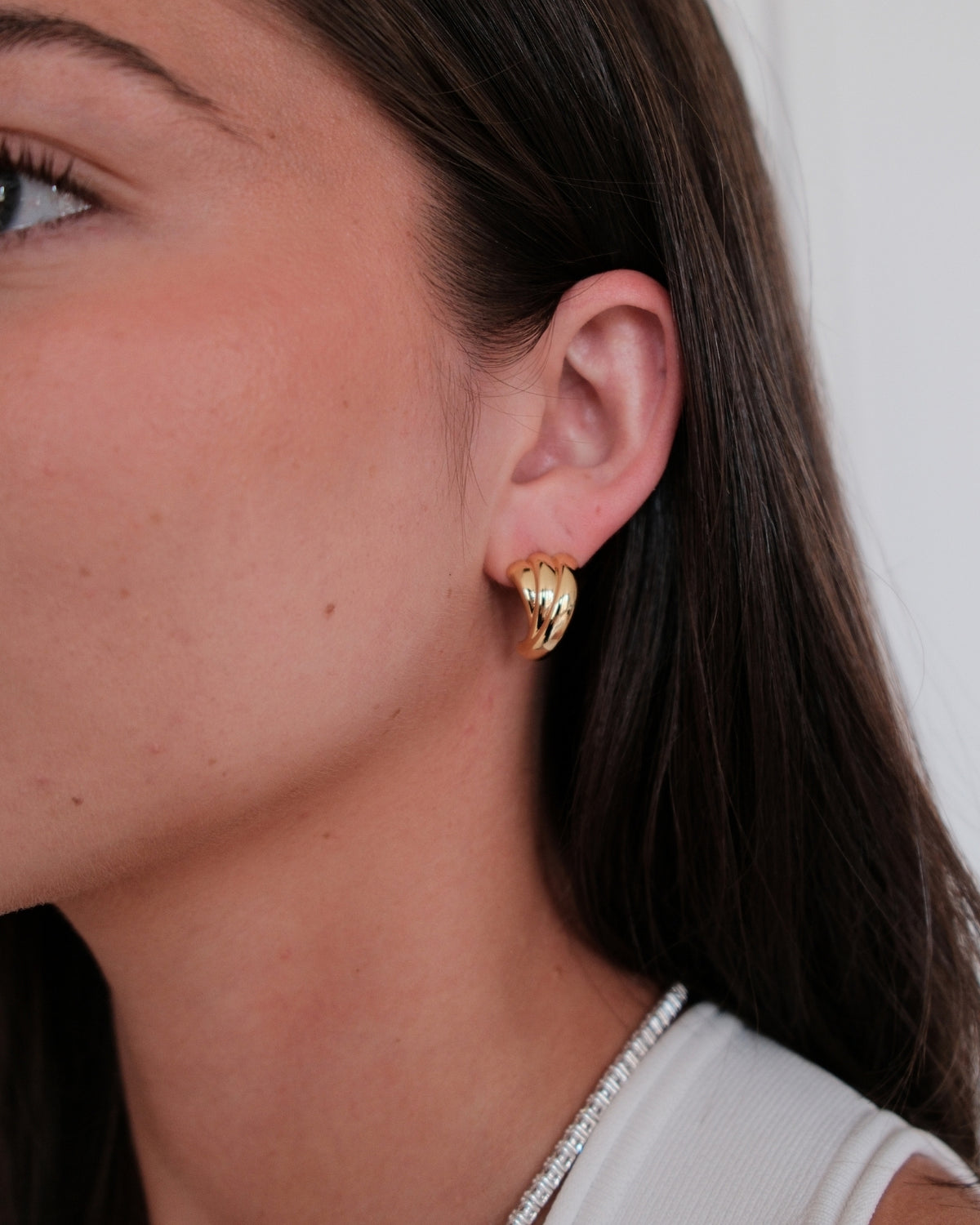 Gold Romy Hoop — Zafino Australia (2 of 2)