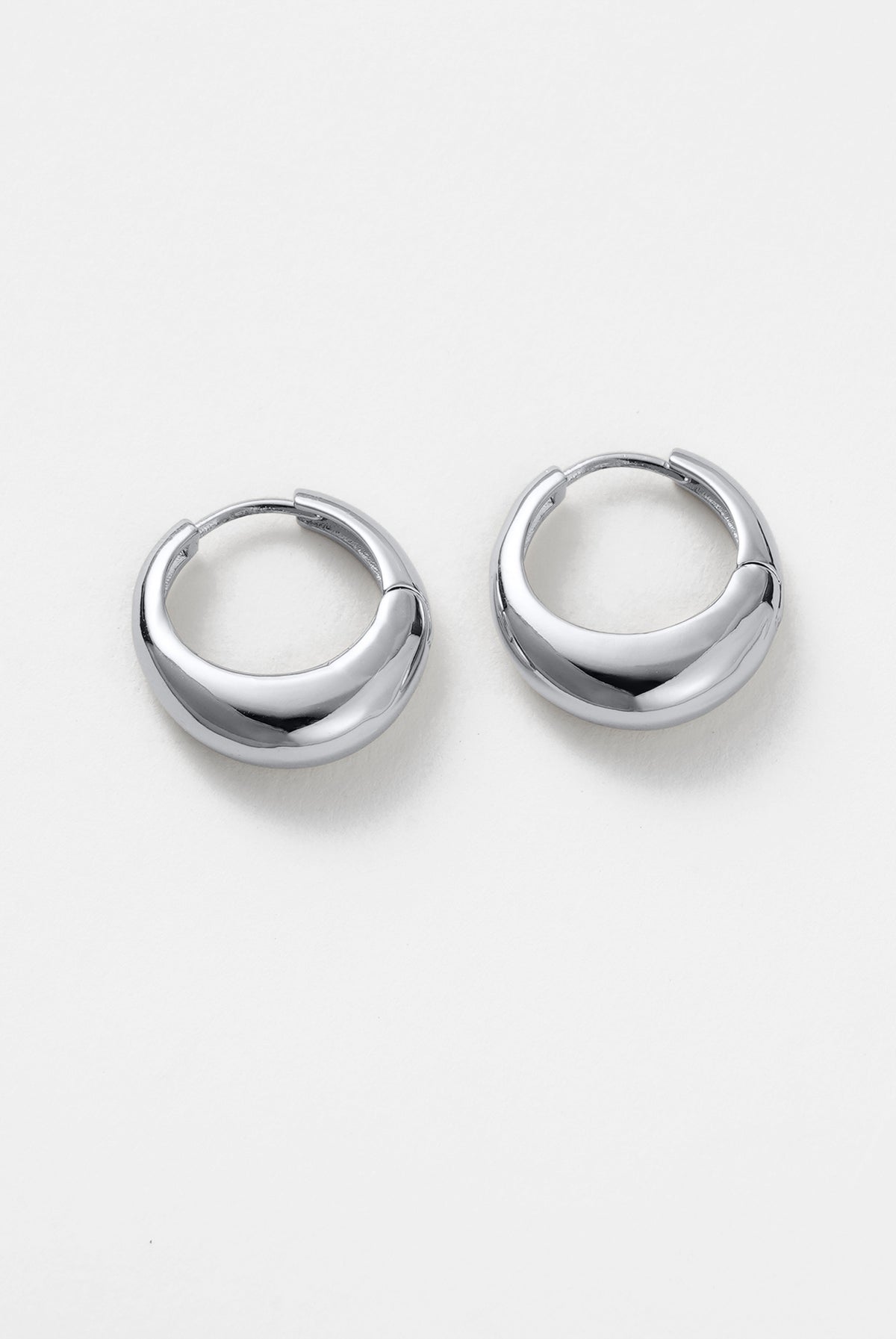 Silver Cleo Hoop Medium — Zafino Australia (3 of 5)