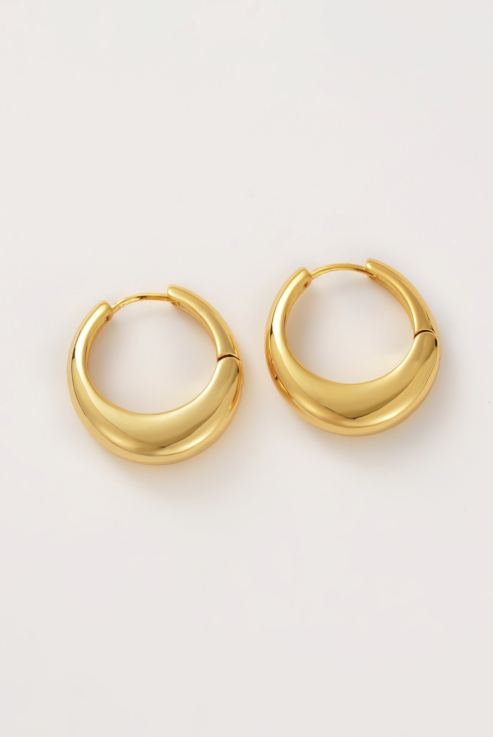 Cleo Hoop Large - Gold