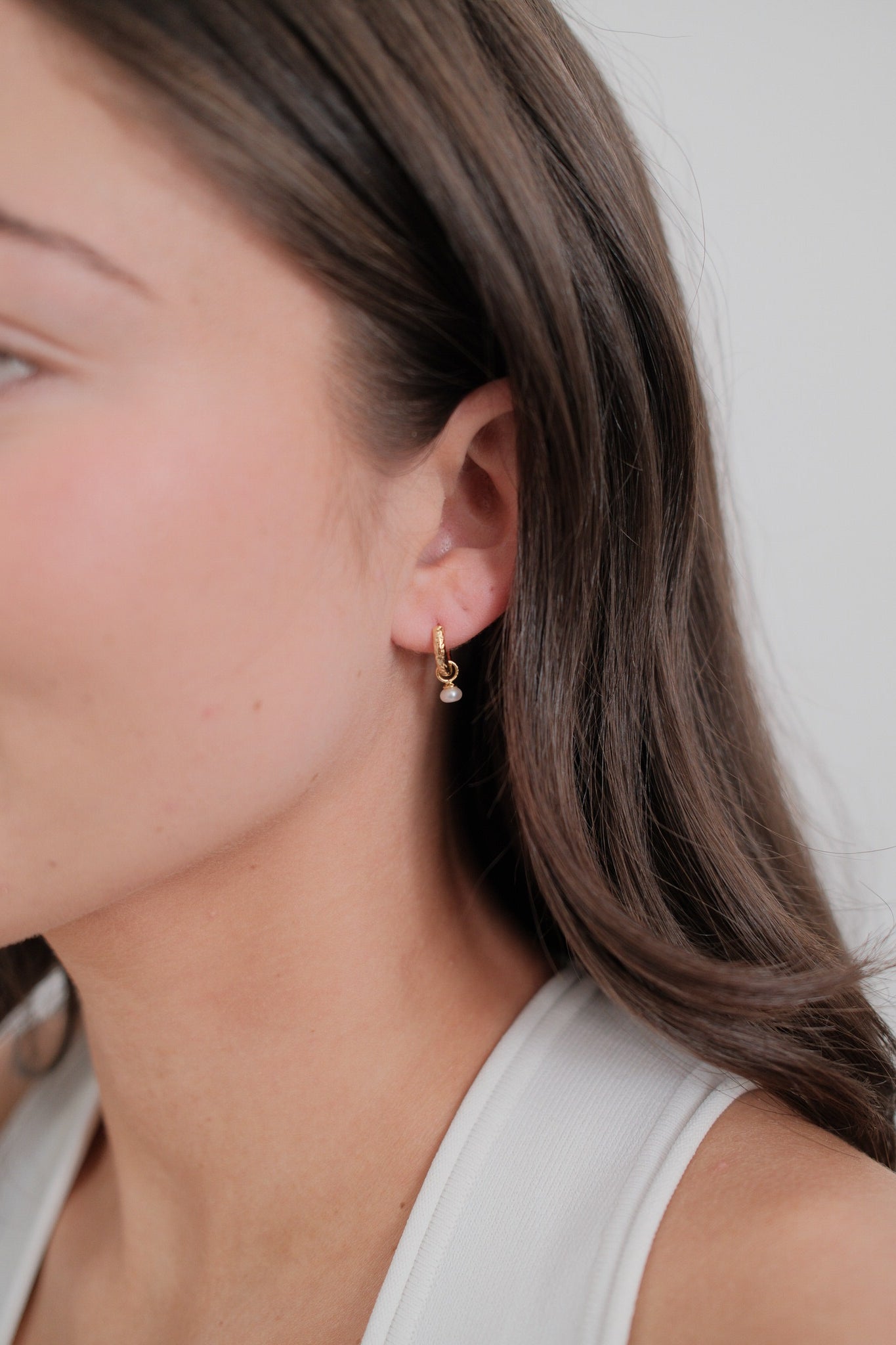 Emery Earring - Pearl / Gold
