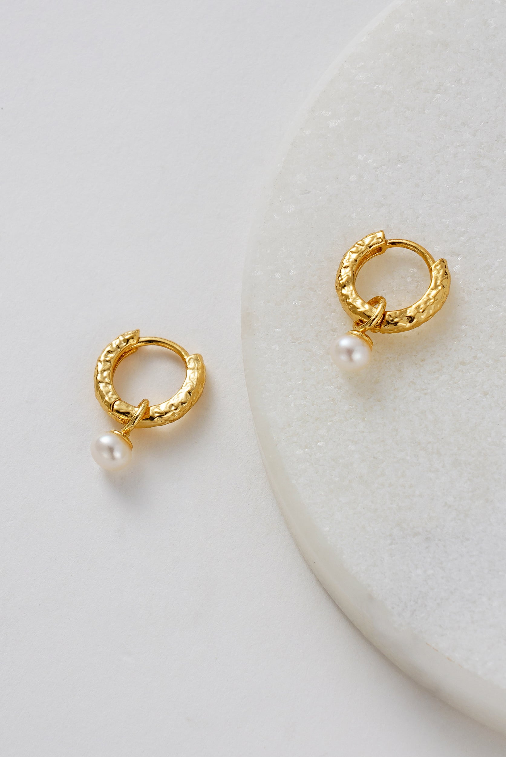 Emery Earring - Pearl / Gold