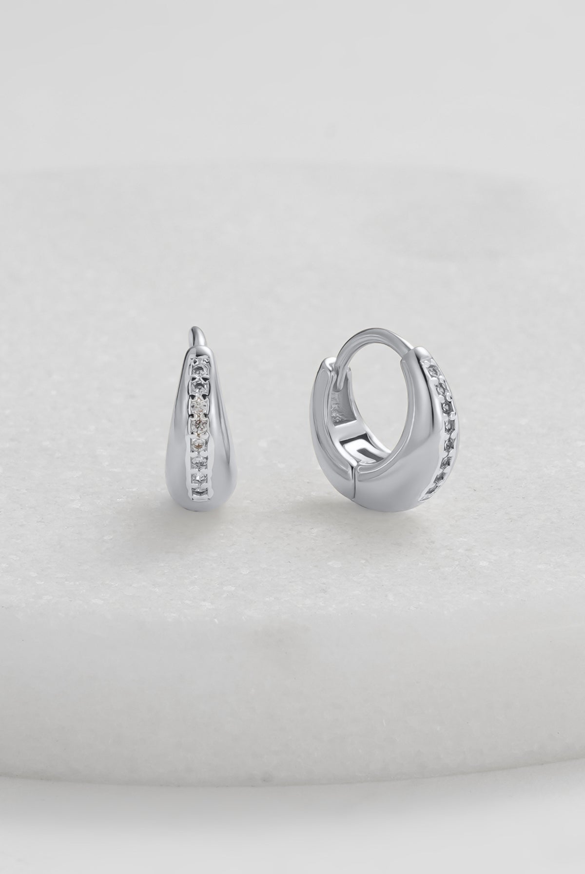 Silver Hayley Huggie — Zafino Australia (4 of 4)