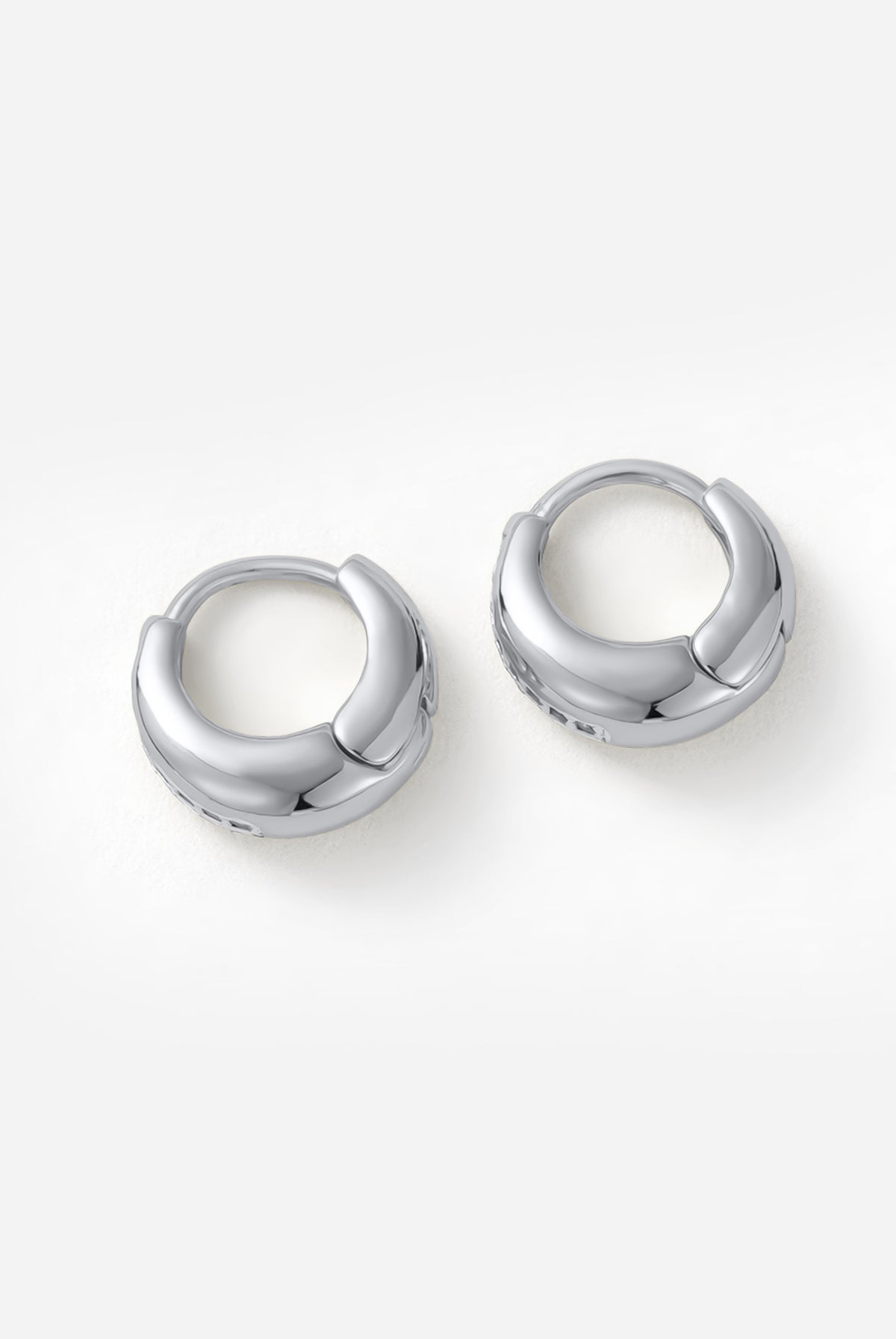Silver Hayley Huggie — Zafino Australia (2 of 4)