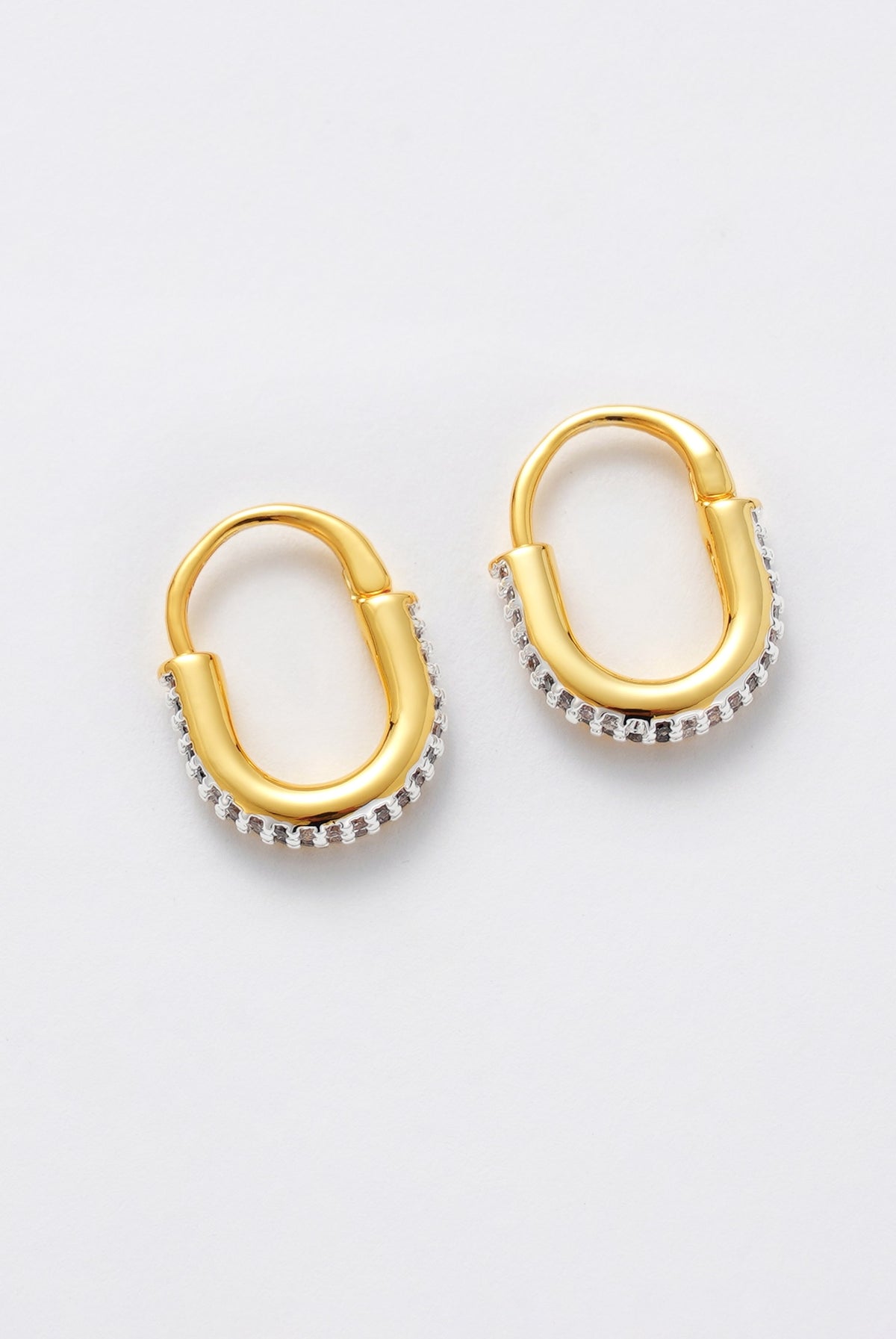 Gold Phoebe Hoop — Zafino Australia (4 of 5)