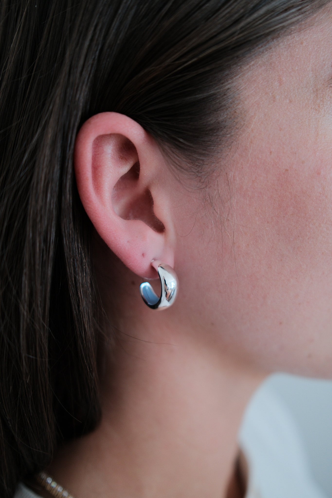 Mindi Hoop Blue/Silver