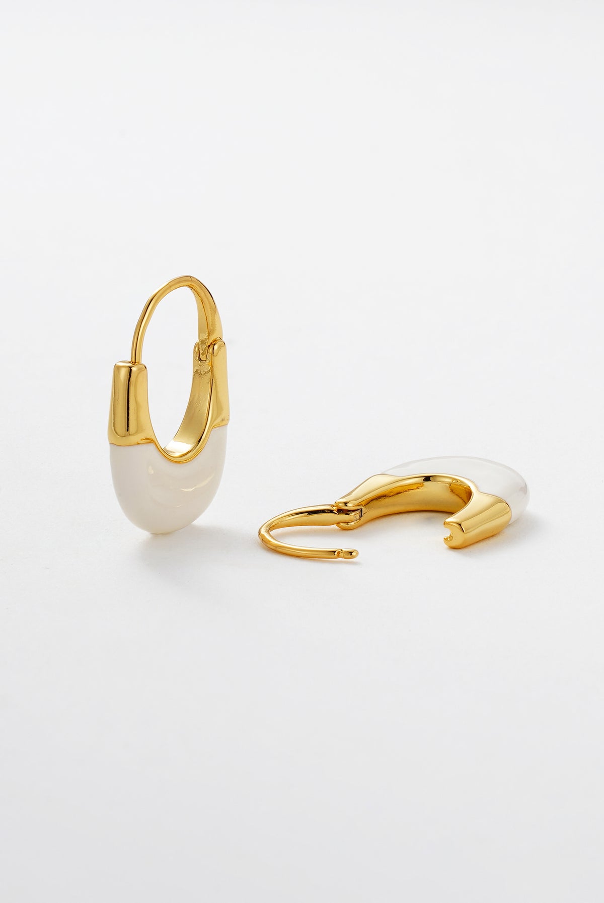 Gold Stefi Hoop — Zafino Australia (4 of 4)