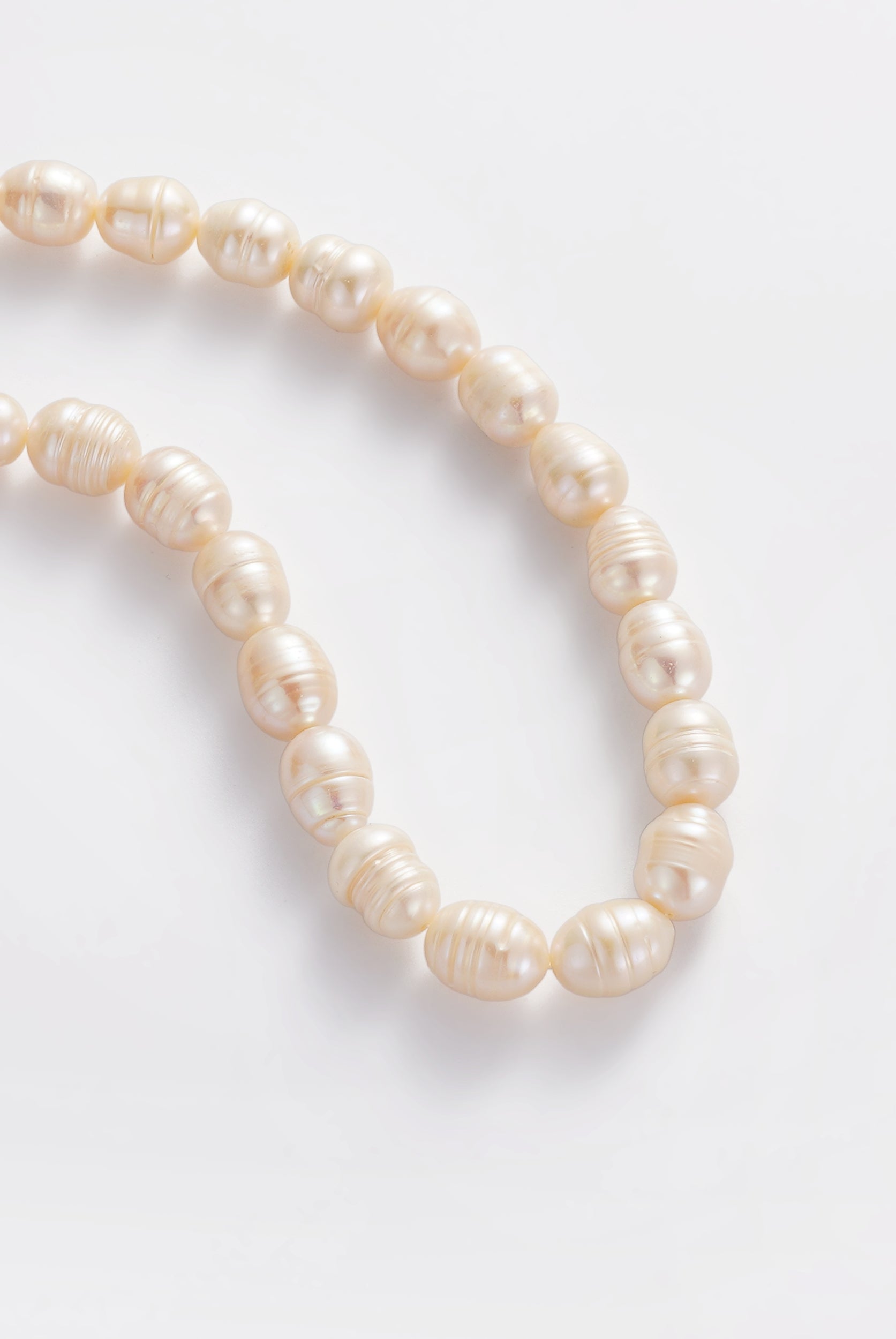 Luna Pearl Necklace