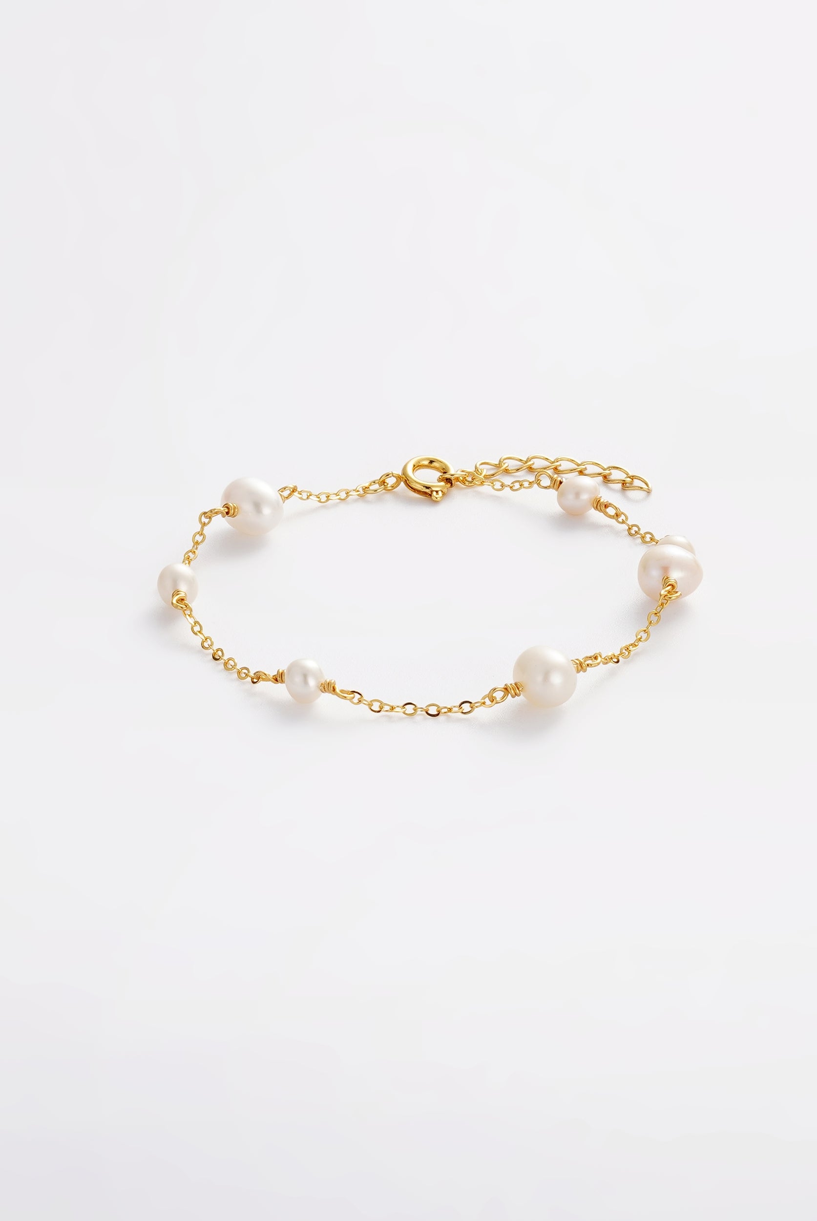 Luna Pearl Bracelet - Gold