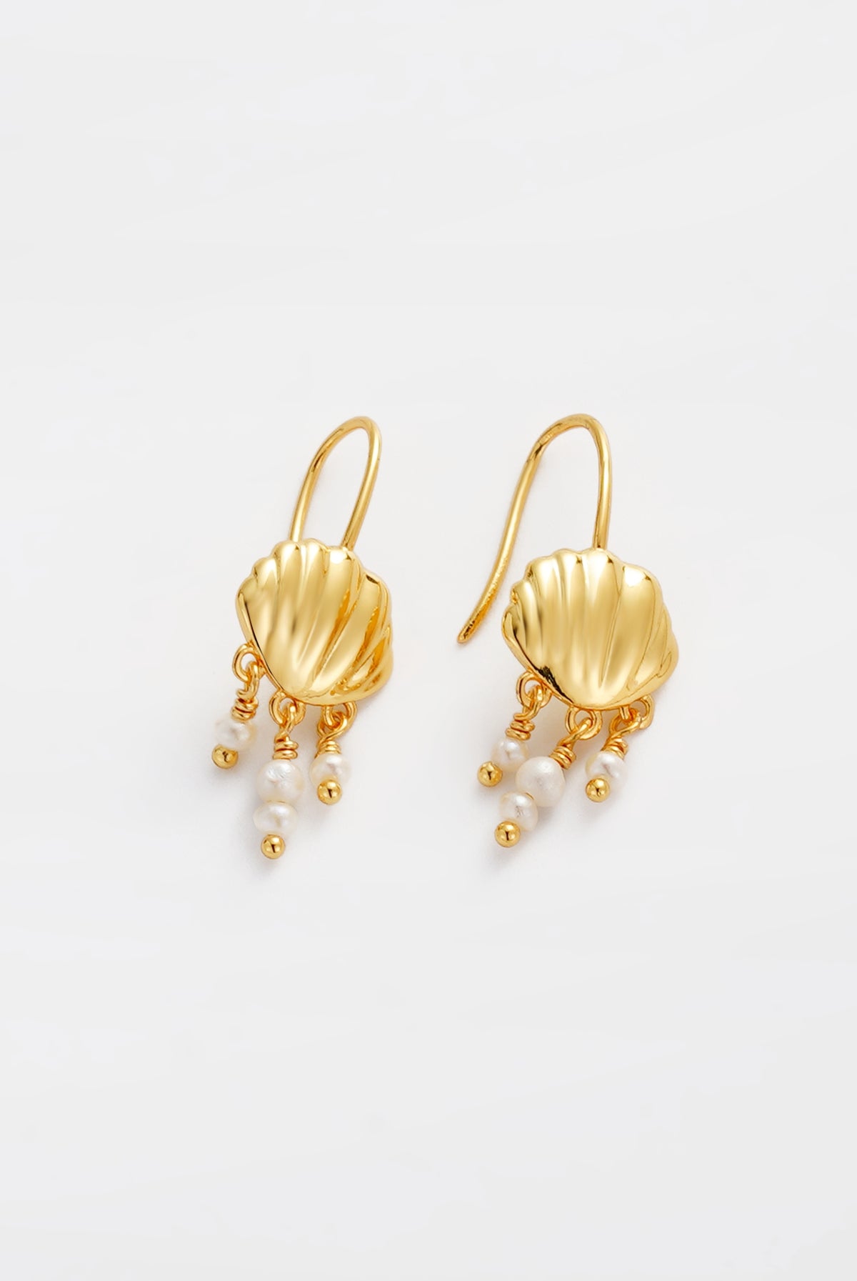 Goldie Hook Earring - Gold