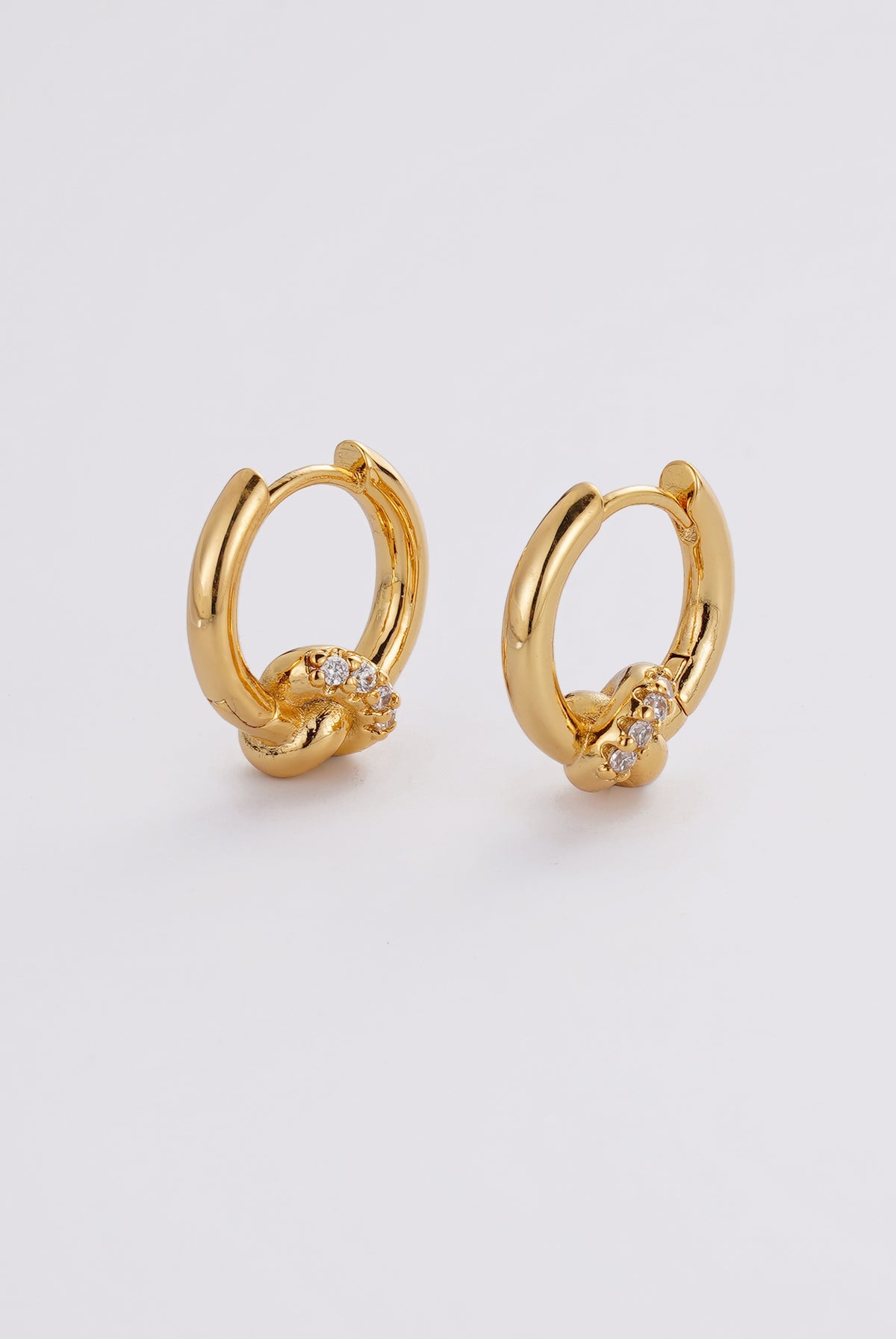 Gold Elle Hoop — Zafino Australia (1 of 3)