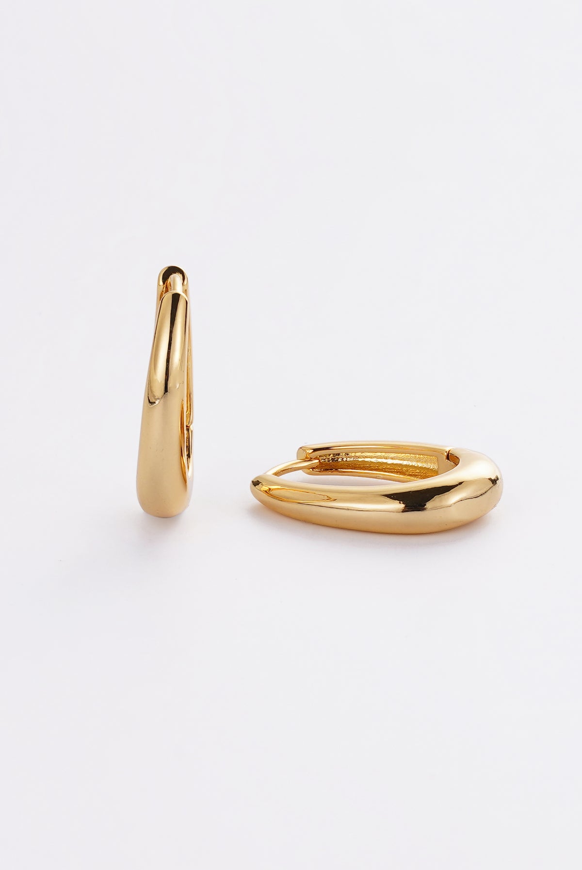 Gold Pia Hoop Large — Zafino Australia (2 of 3)