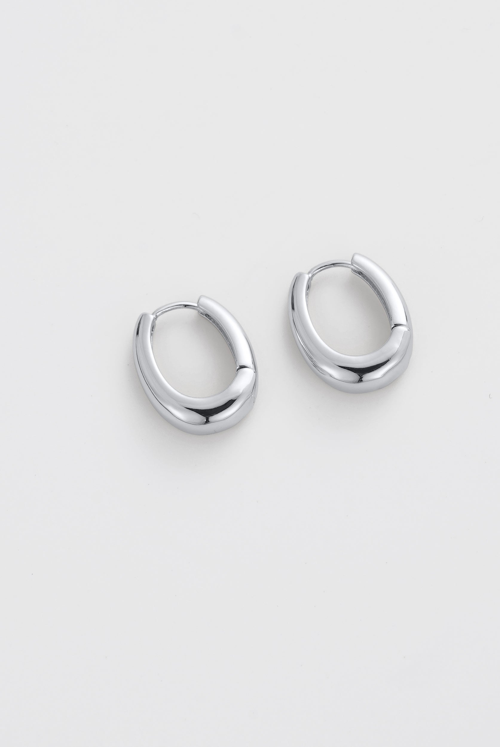 Silver Pia Hoop Medium — Zafino Australia (3 of 3)
