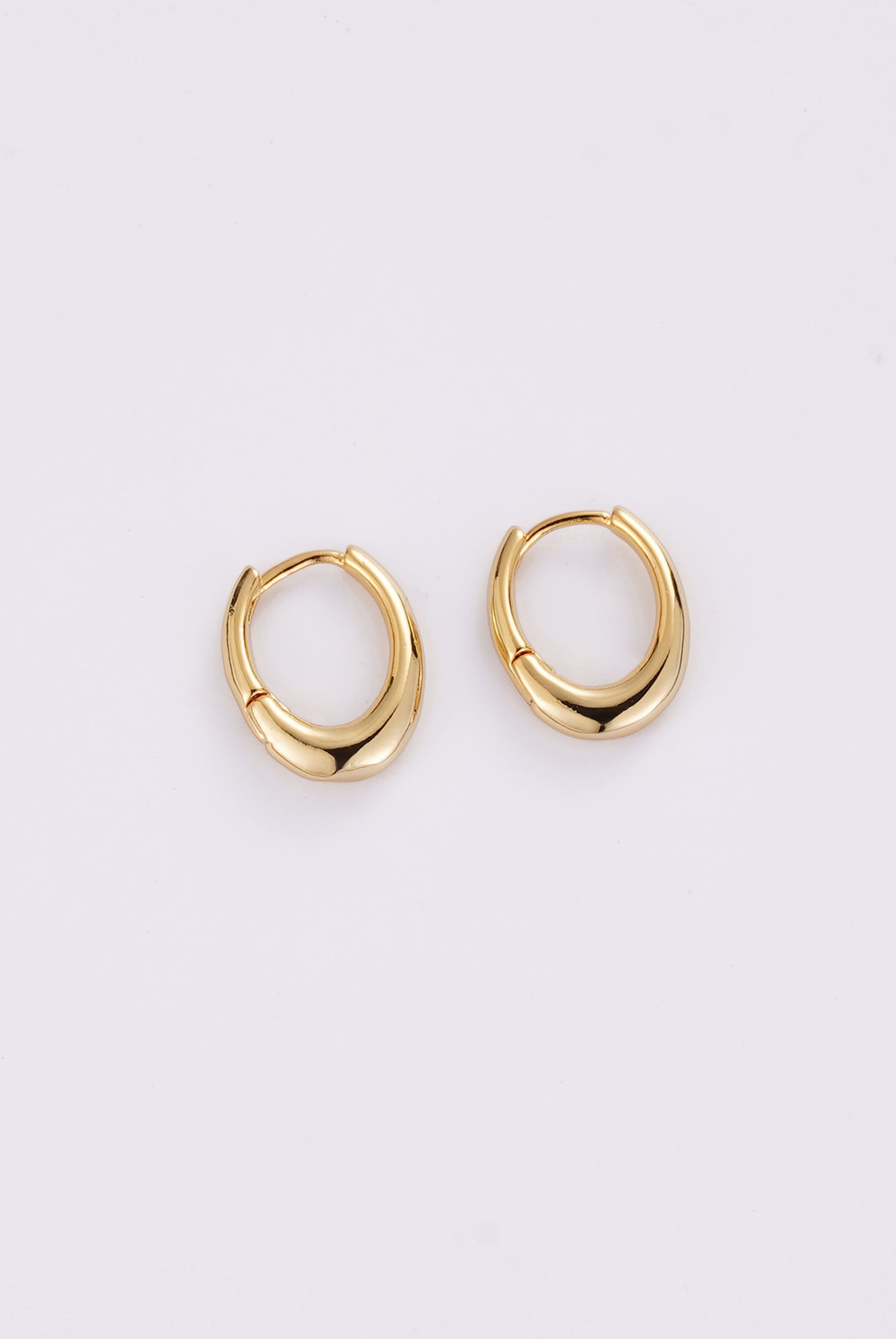 Gold Pia Hoop Small — Zafino Australia (3 of 3)