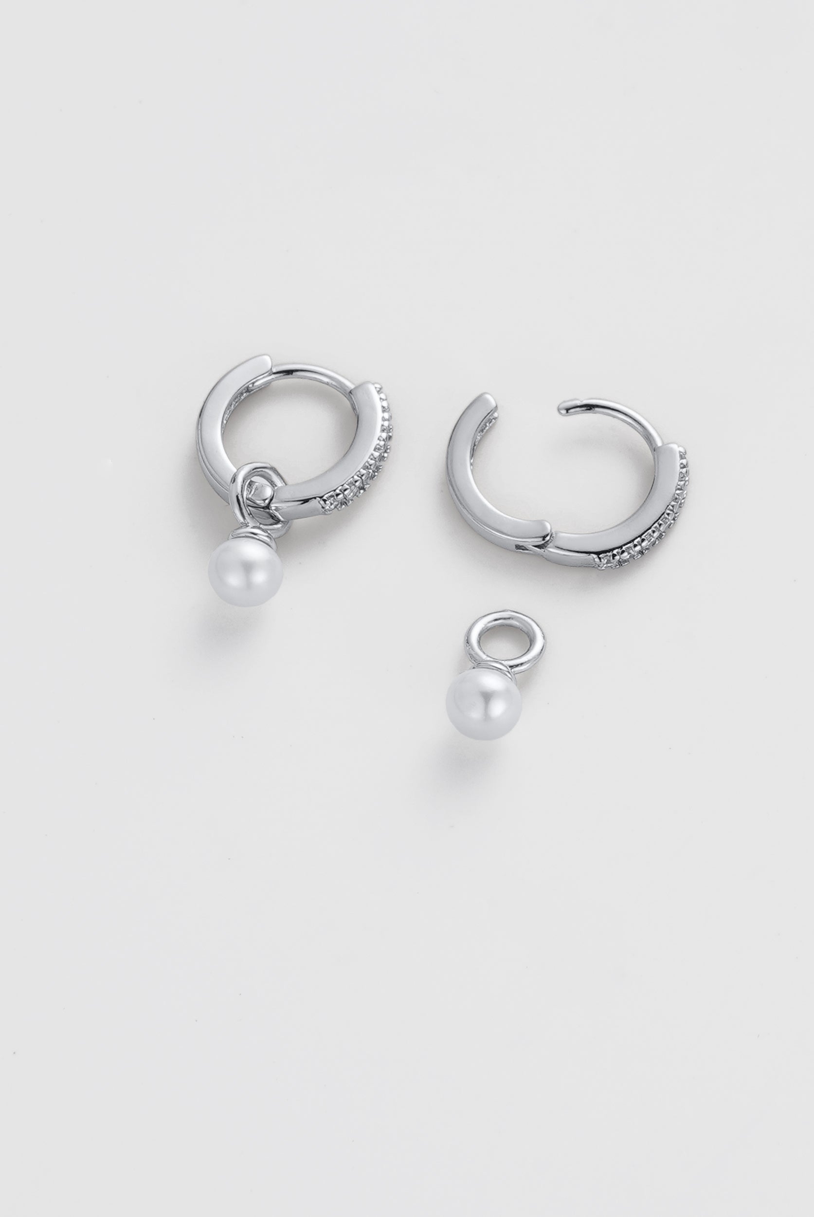 Silver Scarlette Hoop — Zafino Australia (3 of 3)