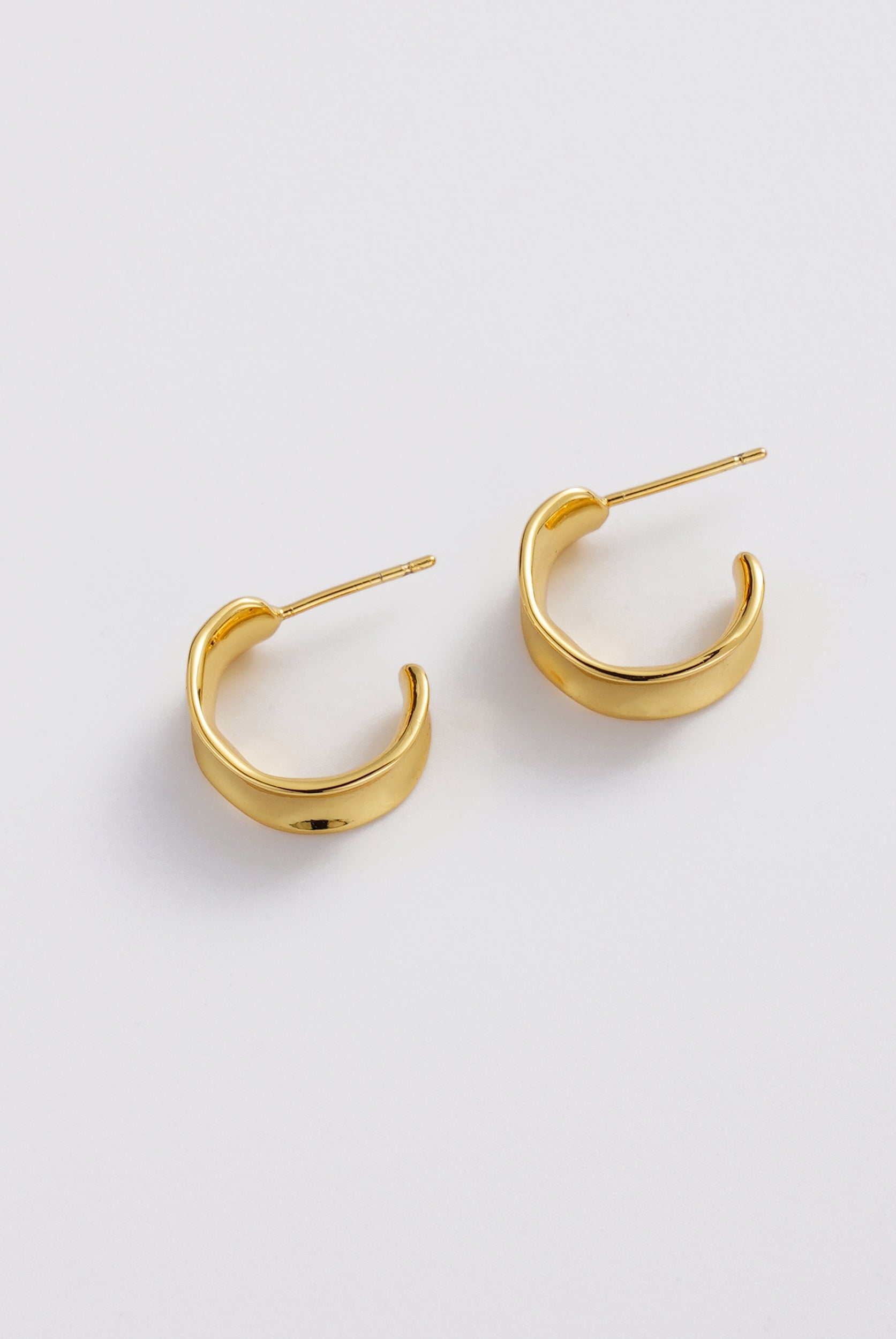 Gold Nina Hoop — Zafino Australia (4 of 4)