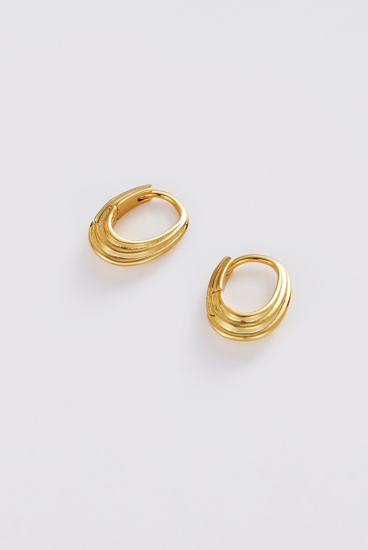 Marley Hoop Small - Gold
