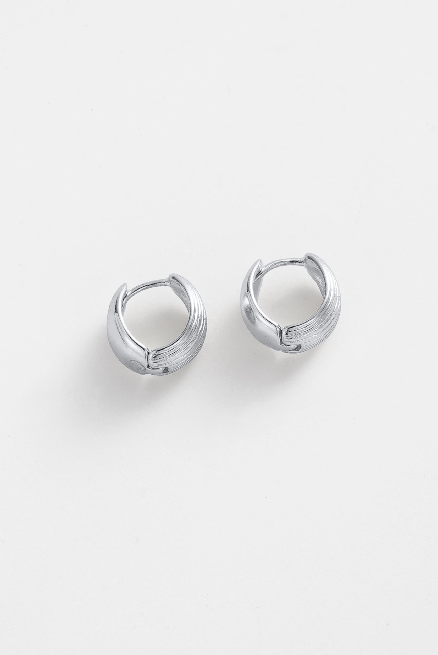 Silver Gia Hoop — Zafino Australia (4 of 4)