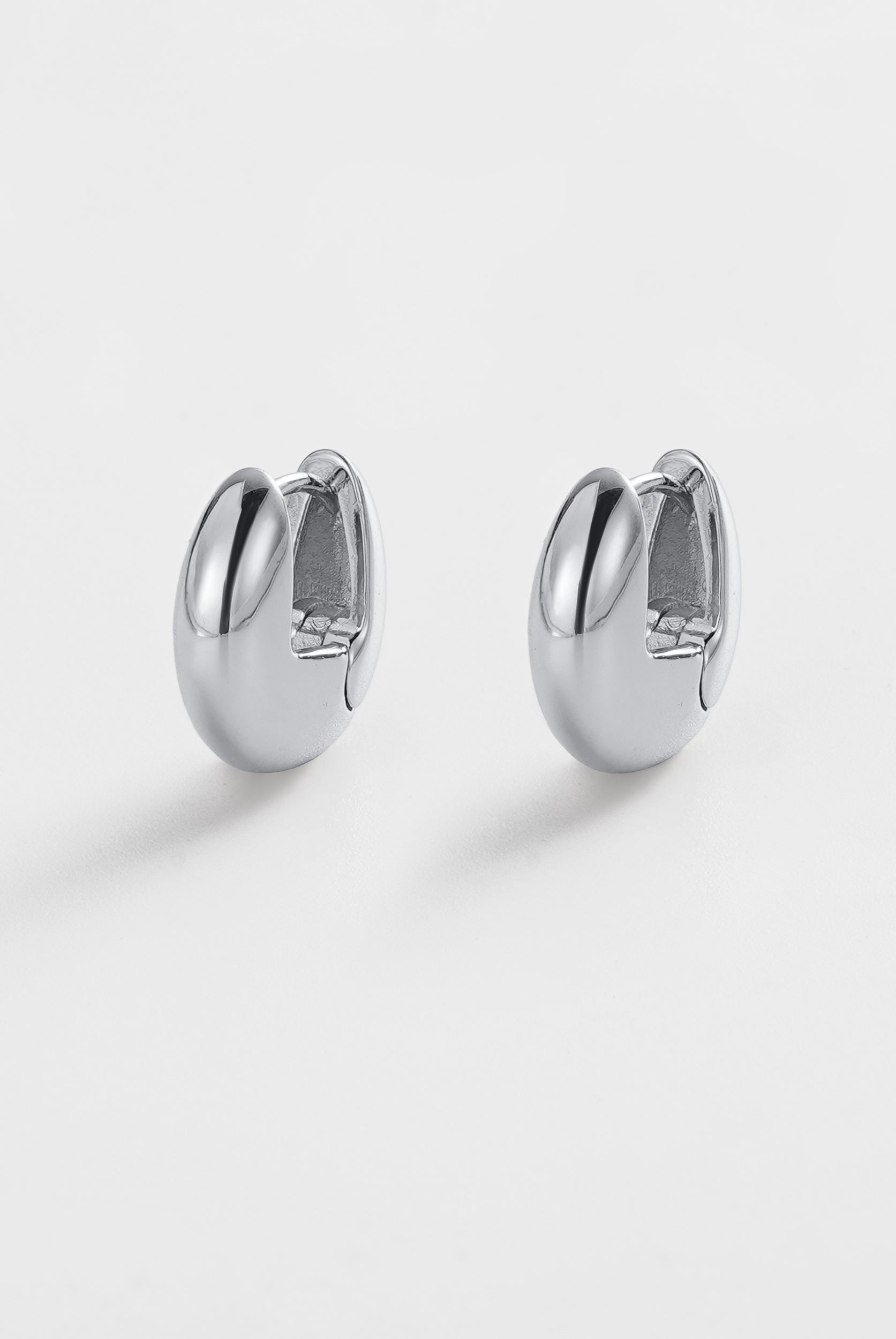 Silver Carrie Hoop — Zafino Australia (1 of 4)