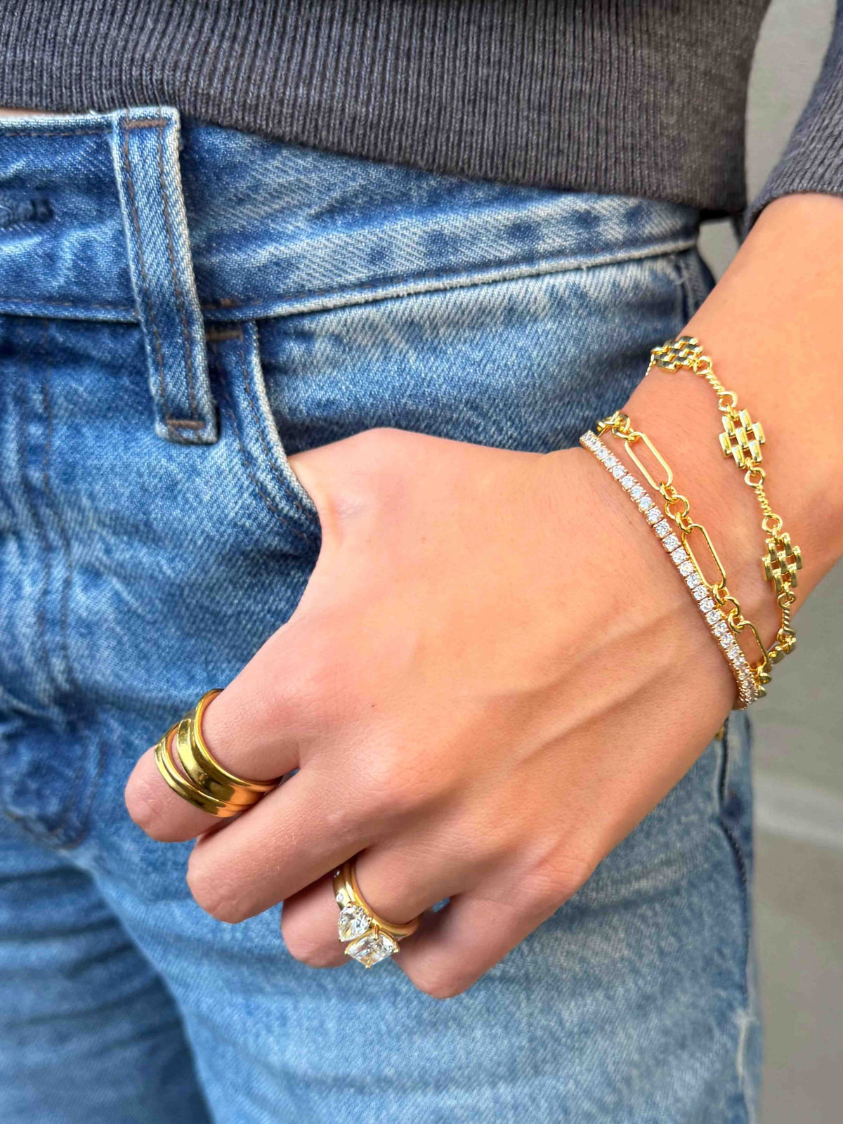 Nia Bracelet - Gold