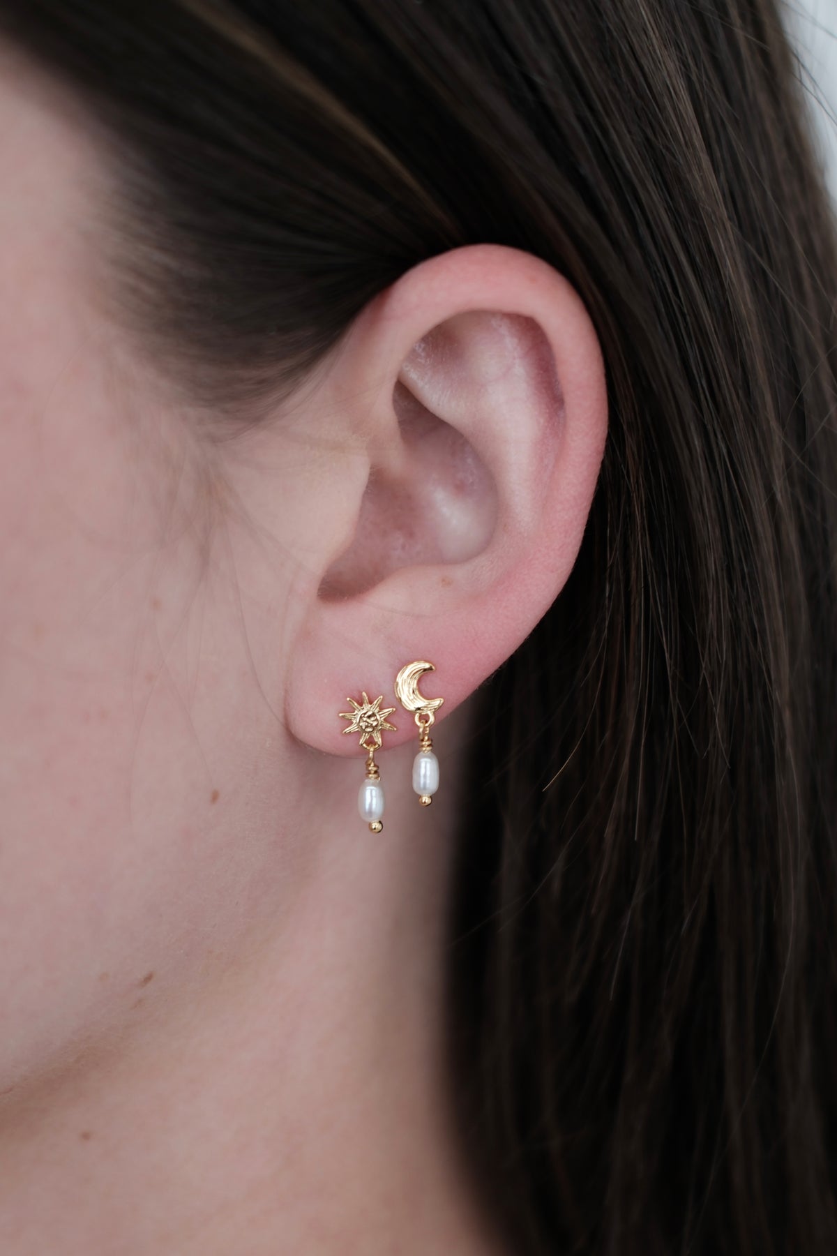 Luna Pearl Drop Earring - Gold