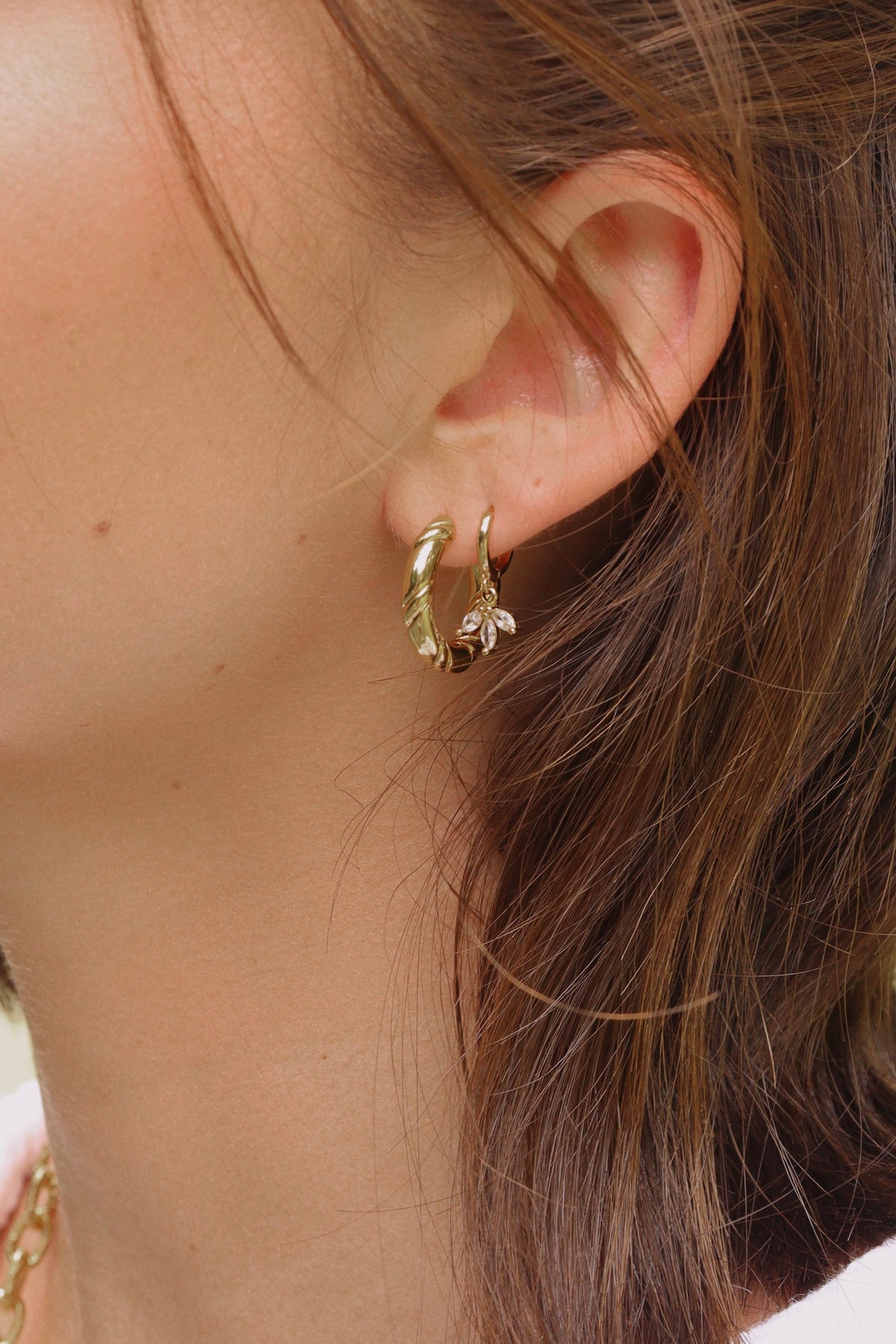 Silver Alannah Hoop — Zafino Australia (6 of 6)